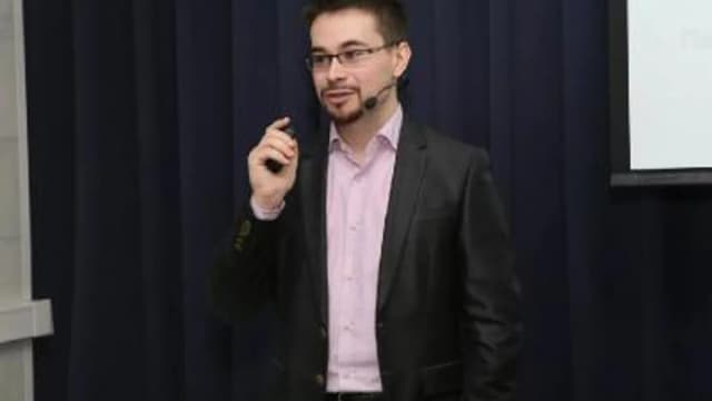 Обложка курса: Антиработа (Дмитрий Богданов). Площадка: Складчина.biz