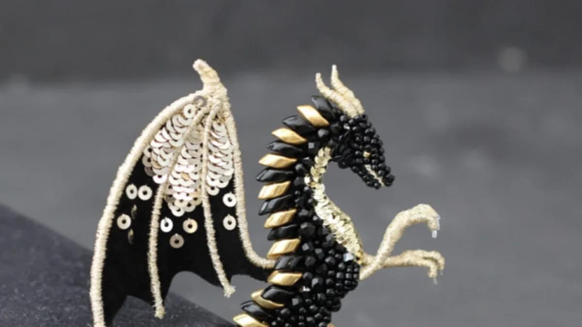 Обложка курса: [Christie_jewelry] Брошь «Дракон» (Кристина Тришева). Площадка: Складчина.biz