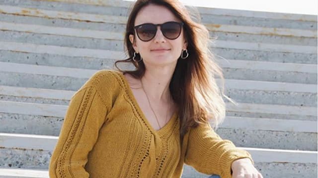 Обложка курса: Джемпер «Arizona» (Евгения Маркова). Площадка: Складчина.biz