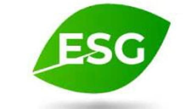 Обложка курса «ESG и устойчивое развитие» на Stepik