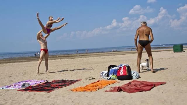 Обложка курса: Фундаментальный курс по уличной фотографии (Илья Штуц). Площадка: Складчина.biz