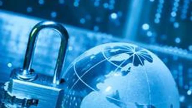Обложка курса «Информационная безопасность» на Stepik