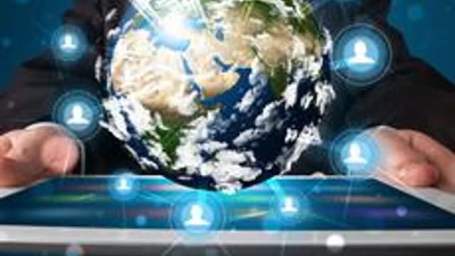 Обложка курса «Информационные технологии в геологии» на Stepik