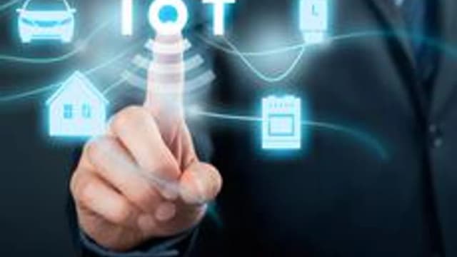 Обложка курса «Интернет вещей (IoT): как устроены умные устройства» на Stepik