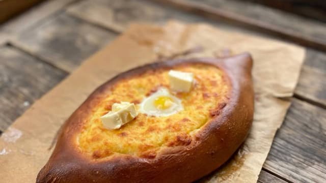 Обложка курса: Хачапури (Екатерина Сваровская). Площадка: Складчина.biz