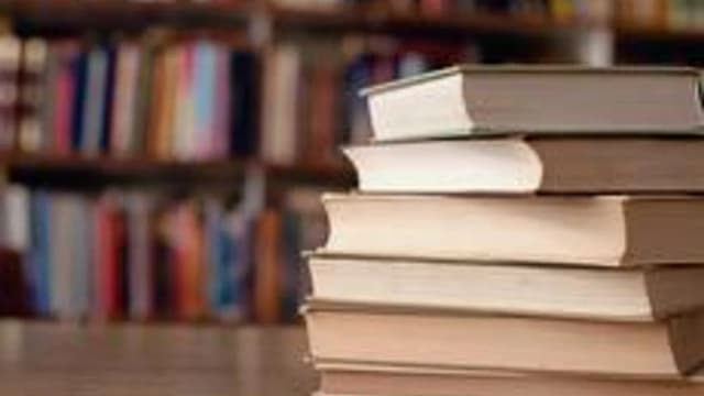 Обложка курса «Книжная лавка чудес» на Stepik