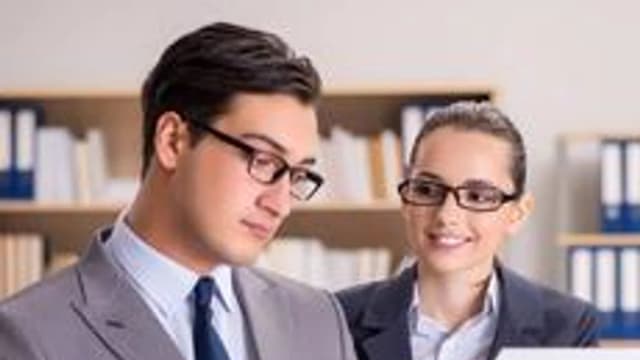 Обложка курса «MOVE: Business Communication» на Stepik