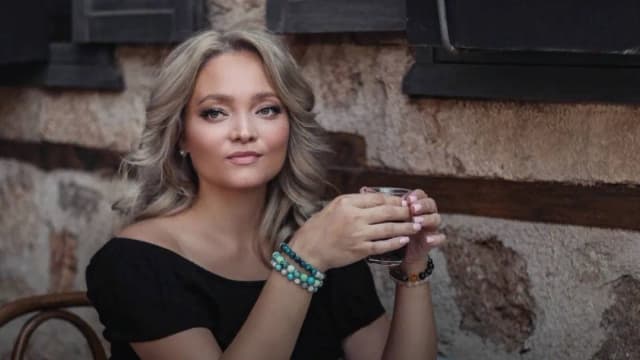 Обложка курса: Мышление изобилия [Гузель Рахматуллина]. Площадка: Складчик