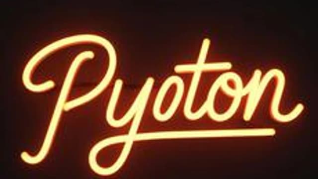 Обложка курса «ООП Python» на Stepik