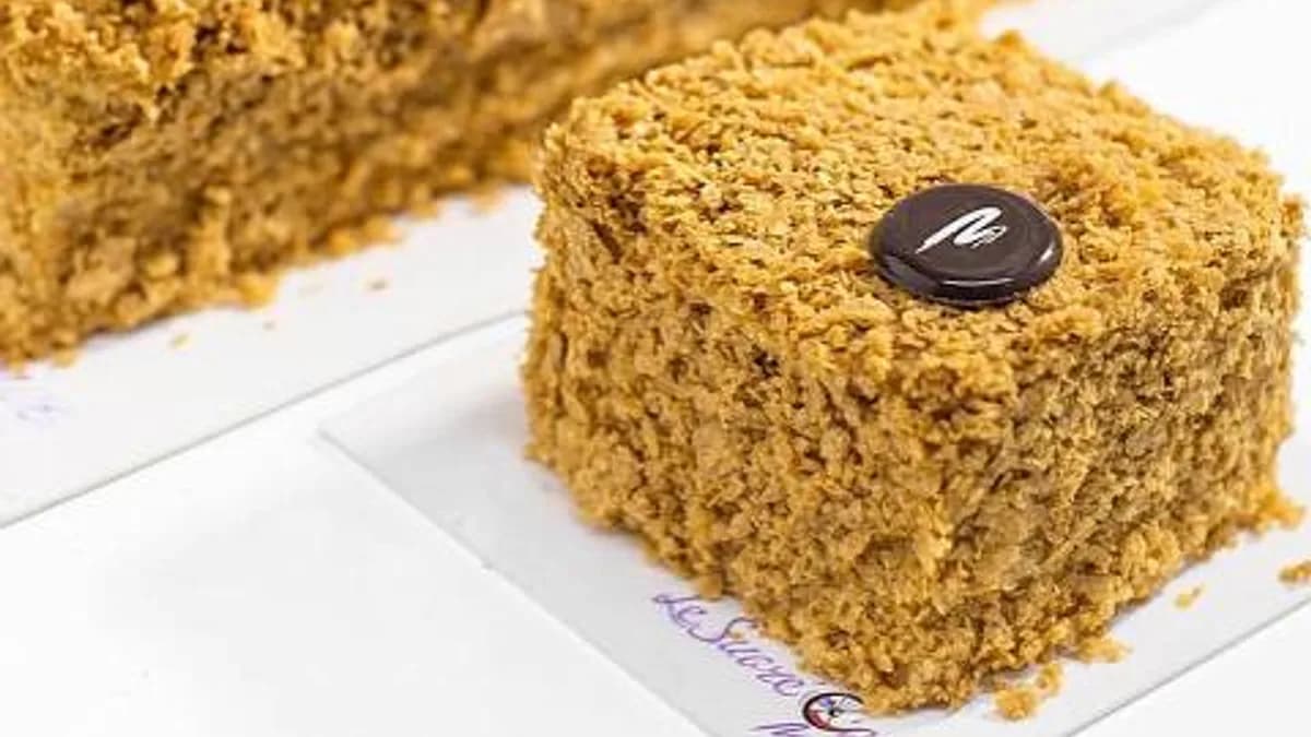 Обложка курса: [PastryCampus] Торты Медовик и Наполеон (Мария Селянина). Площадка: Складчина.biz