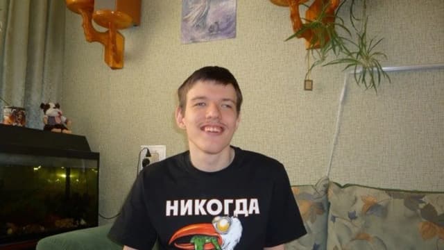 Обложка курса: Помогите спасти ему жизнь!. Площадка: Складчик