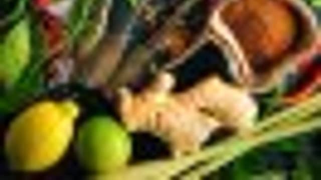 Обложка курса: Специи и Лекарственные растения. Площадка: Складчик