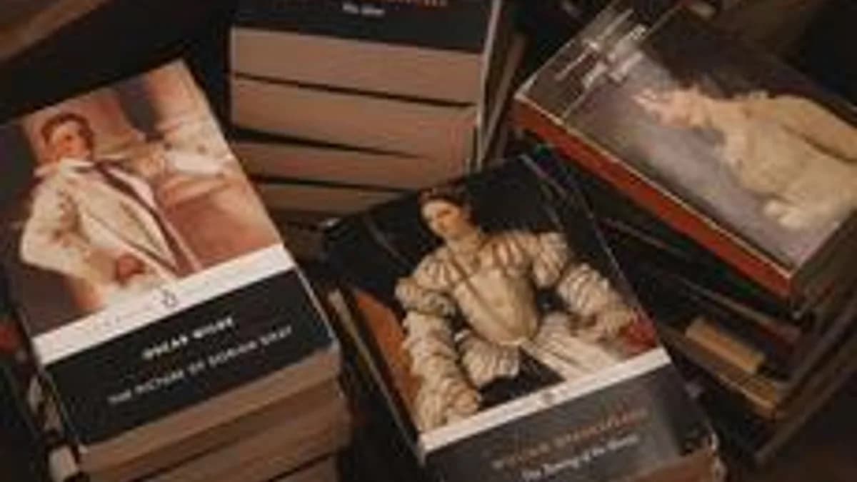 Обложка курса «Средства художественной выразительности» на Stepik