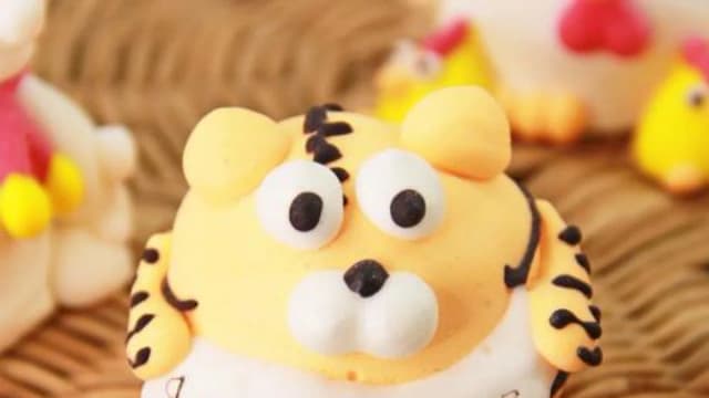 Обложка курса: [Sweet Fluff] Кейк-попс с маршмеллоу (Маргарита Шакирова). Площадка: Складчина.biz