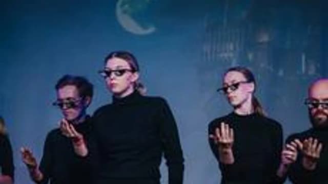 Обложка курса «Танец для начинающих» на Stepik