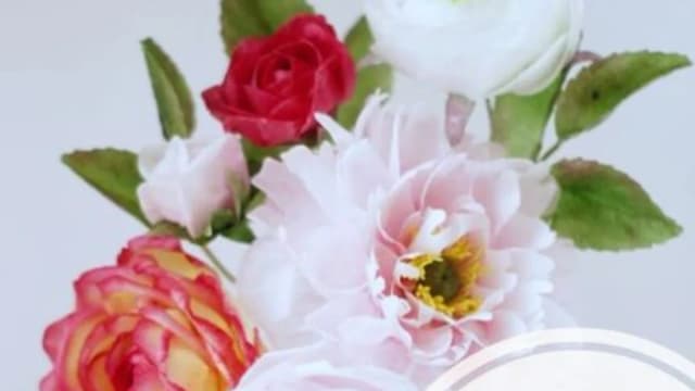 Обложка курса: Вафельные цветы. Полный курс (Марина Сухань). Площадка: Складчина.biz