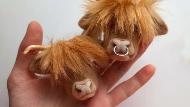 Обложка курса: [Валяние] Брошь Бык [Ирина Irentoys]. Площадка: Складчик