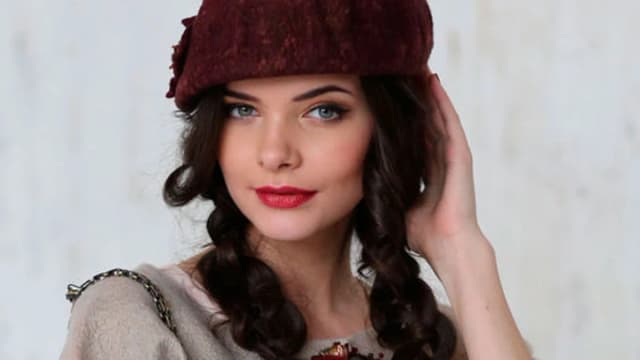 Обложка курса: [Валяние] Головной убор. Площадка: Складчик