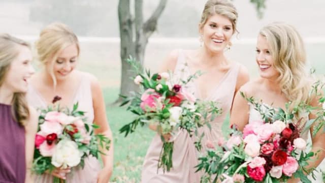 Обложка курса: Real Wedding Day Course. Полный курс по съемке свадебного дня (Julie Paisley). Площадка: Складчина.biz