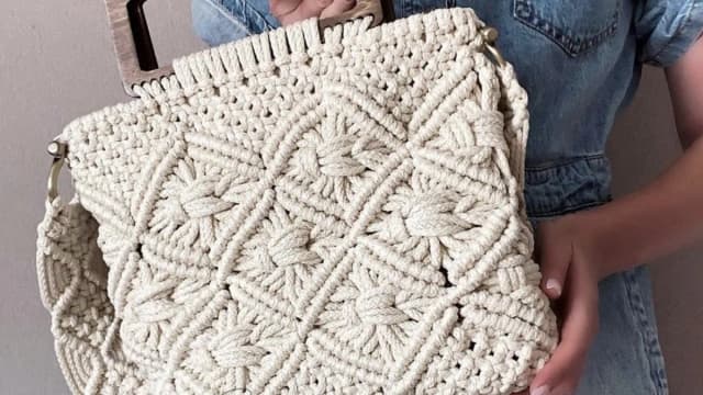 Обложка курса: Сумочка «Brigitte» (bomboknit). Площадка: Складчина.biz
